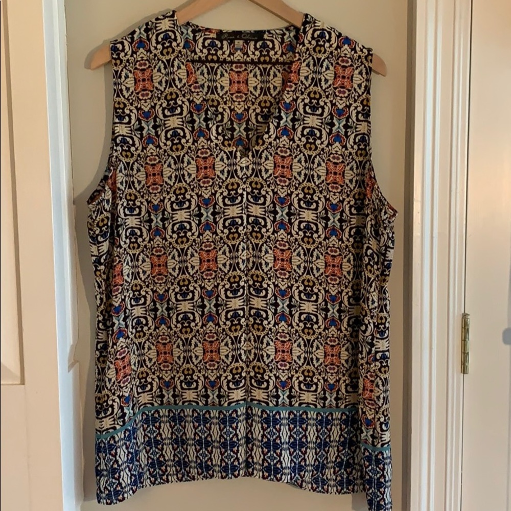 V-Neck Sleeveless Blouse